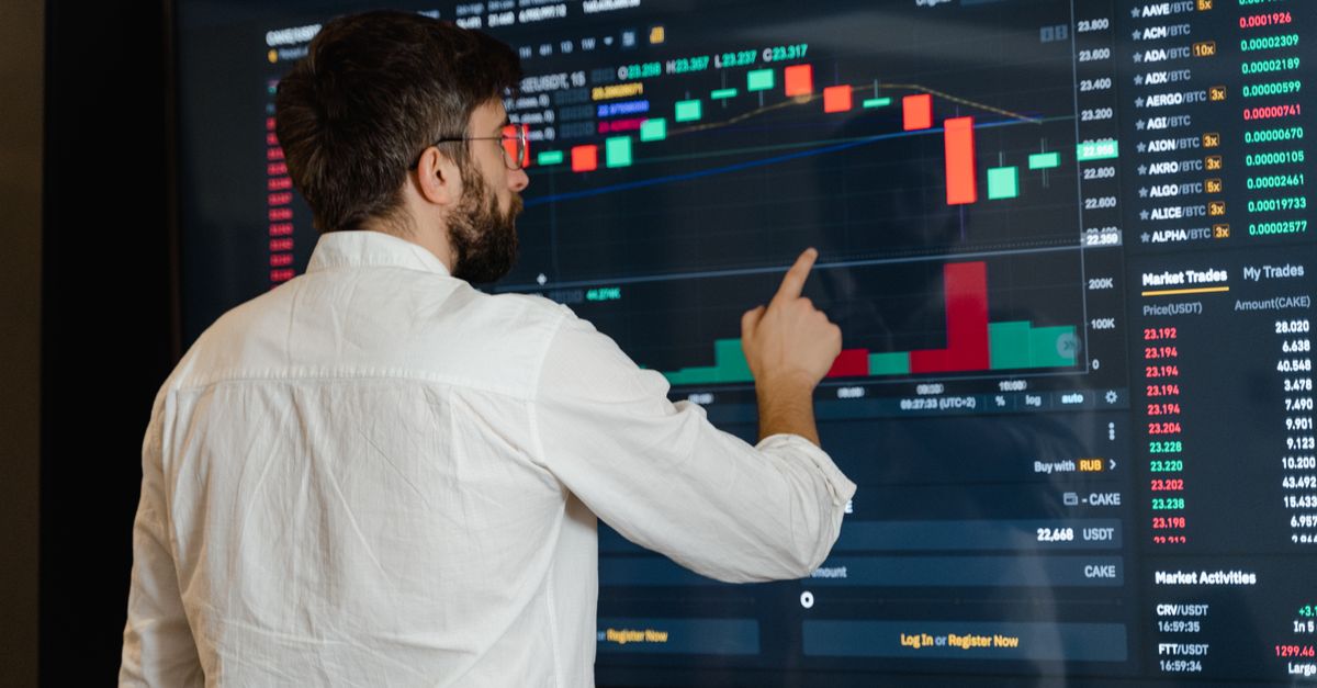 IHSG Bergerak Fluktuatif Menjelang Rebalancing, Saham HSC Di