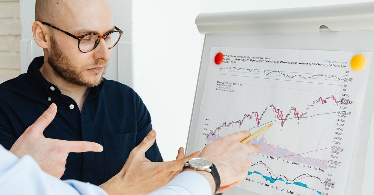 Pasar Saham Global Terbelah Akibat Laporan Keuangan dan Sent